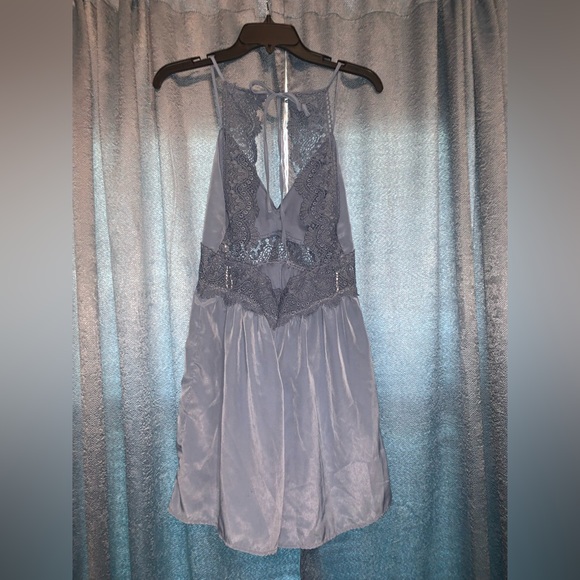 Light blue Romper - Picture 2 of 7